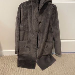 Ashy gray teddy coat